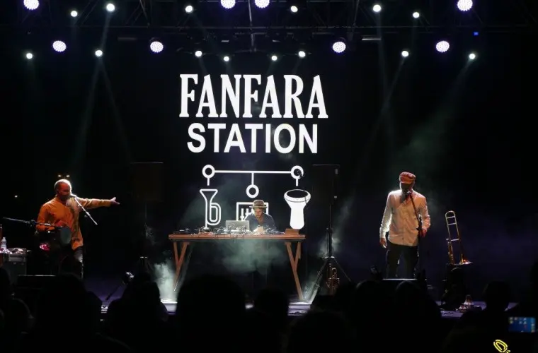 Fanfara Station